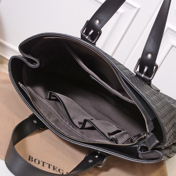 ボッテガヴェネタバッグ角部分ディテール